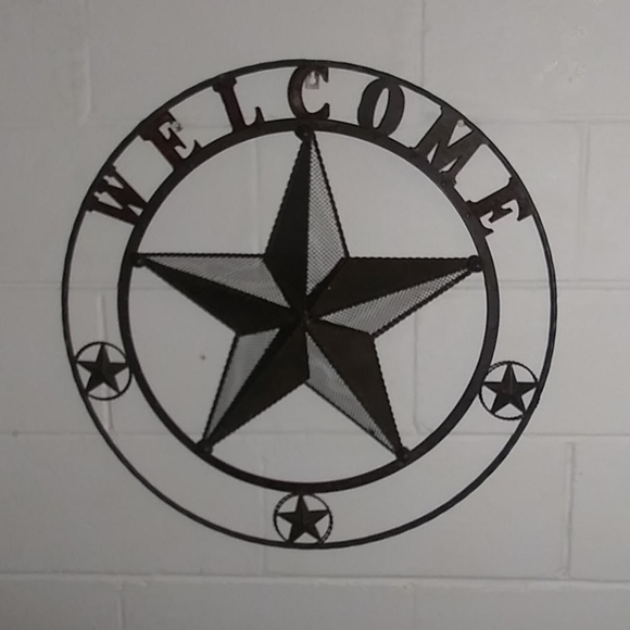 Welcome Sign - Picture 2 of 2